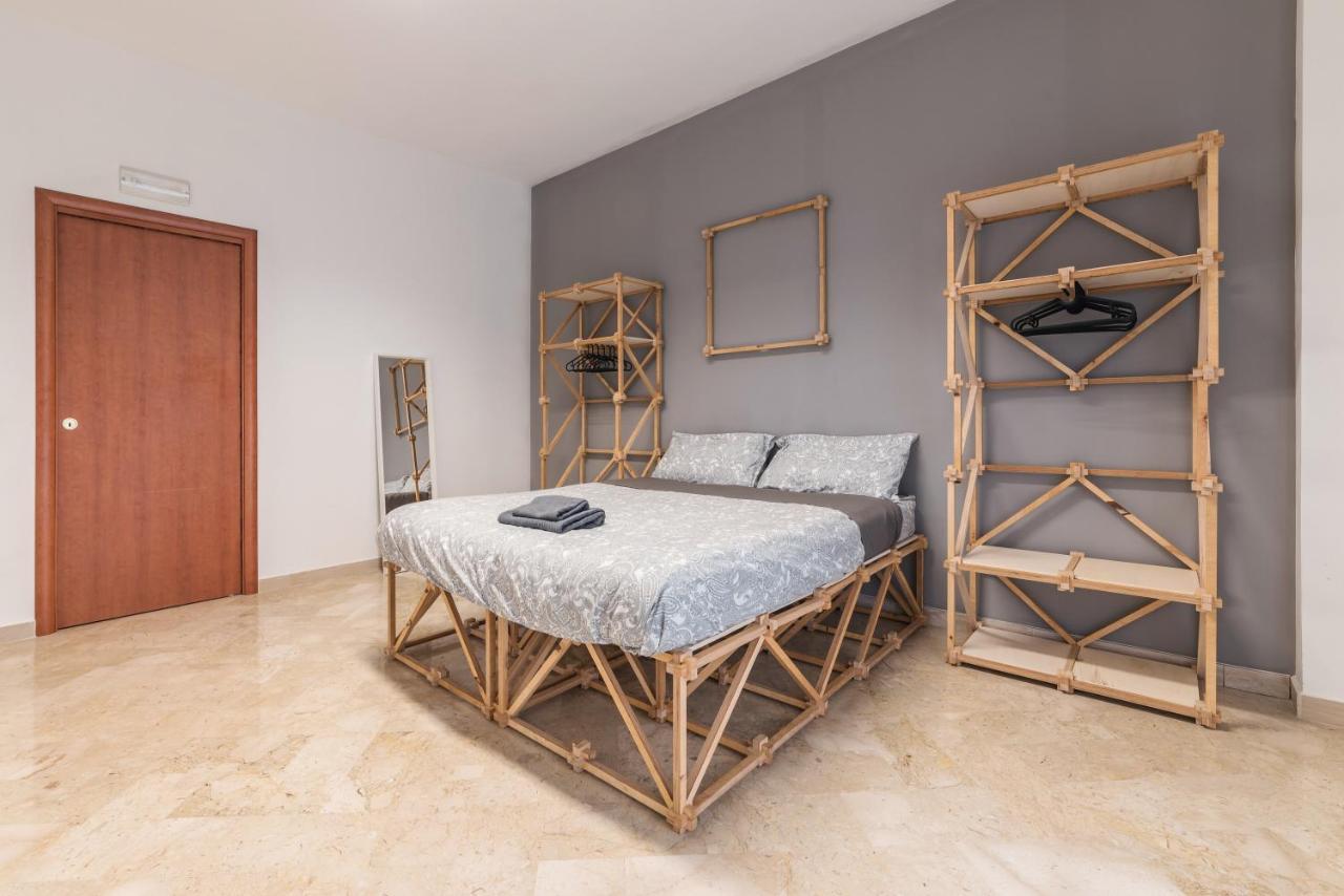 Mujie Design House Hotel Bari Bagian luar foto